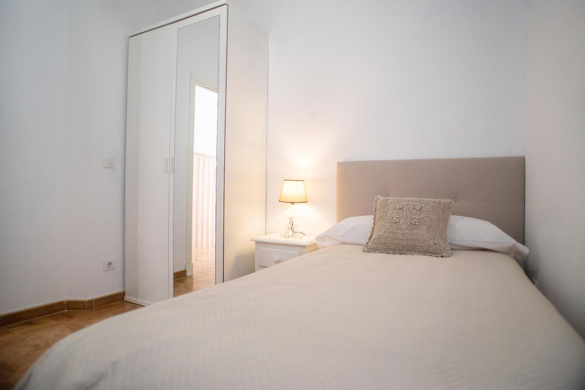 Apartamento Encarnacion Playa Caleta 加的斯 外观 照片